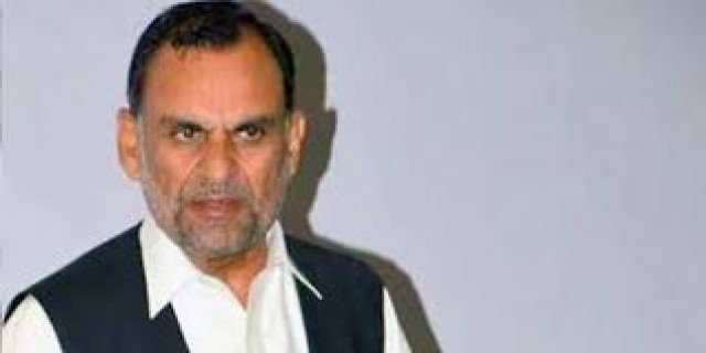 ملک پر ڈاکوﺅں کا راج ہے، ان سے ملک نہیں چلے گا، اعظم سواتی