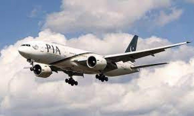 امریکا کا پاکستان سمیت 43 ممالک پر سفری پابندیاں عائد کرنے پر غور