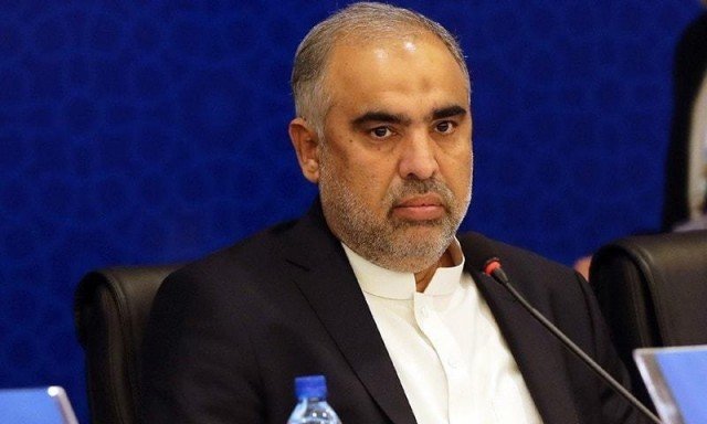 ٹرین حملہ، وزیر دفاع کو ذرا سی بھی شرم ہوتی تو آج استعفیٰ دے دیتے، اسد قیصر