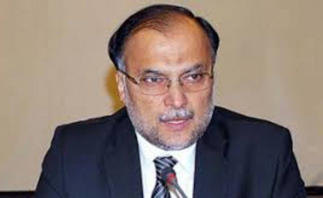 ملکی ترقی کیلئے دس سال کادورانیہ درکار ہے: احسن اقبال