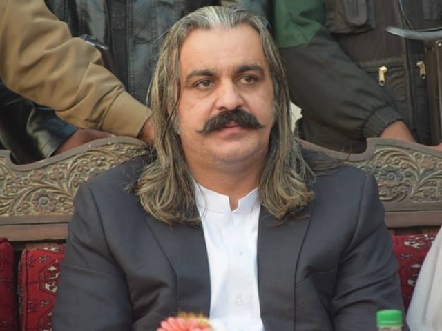معاہدہ کرم کے مسئلے کے پائیدار حل کیلئے ایک مضبوط بنیاد فراہم کرے گا، علی امین
