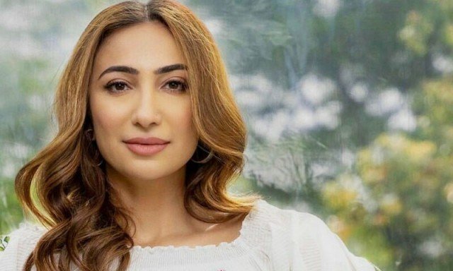 میرے شوہر کا کوئی سوشل میڈیا اکاﺅنٹ نہیں ہے‘ انوشے اشرف