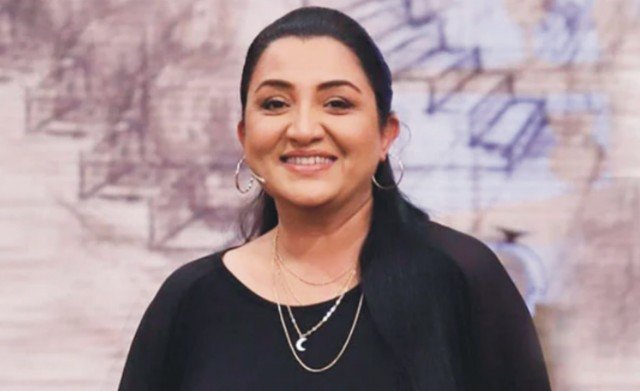 سوشل میڈیا پر لوگوں کی زندگی پر تبصرے کرنے سے گریز کیا جائے ‘ نادیہ افگن