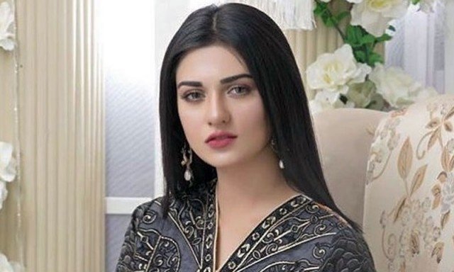 بھارت میں کام کرنے کی پیش کش ہوئی تو ضرور کام کروں گی‘ سارہ خان