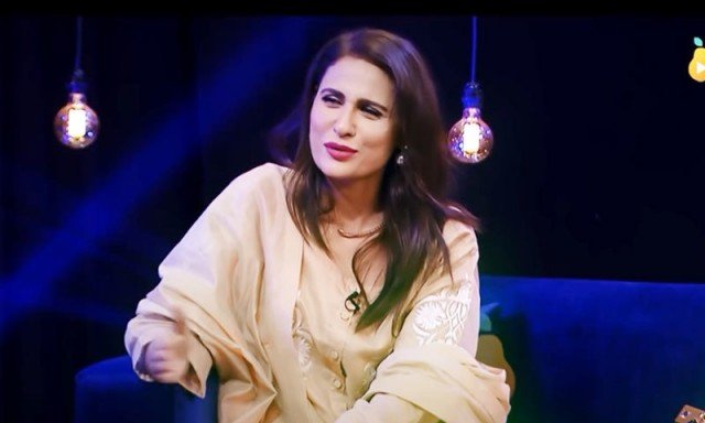 نوشین شاہ کا فلم ہدایتکار پر35لاکھ روپے فراڈ کا الزام