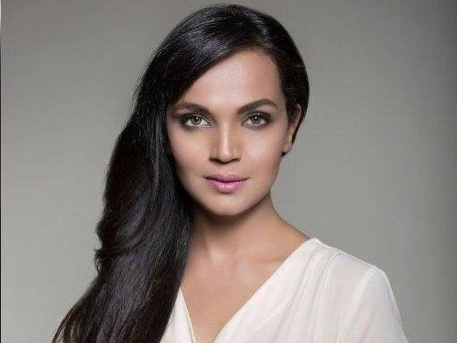 پاکستان چھوڑنے سمیت زندگی کے کسی بھی فیصلے پر پچھتاوا نہیں، آمنہ شیخ