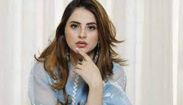 آج کل کی لڑکیاں شادی شدہ مردوں کی طرف مائل ہو رہی ہیں، فاطمہ آفندی