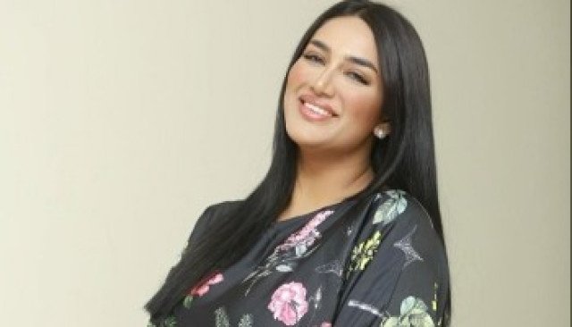 متھیرا کا اپنے تینوں بچوں کو گھر کے کام پر معاوضہ دینے کا انکشاف