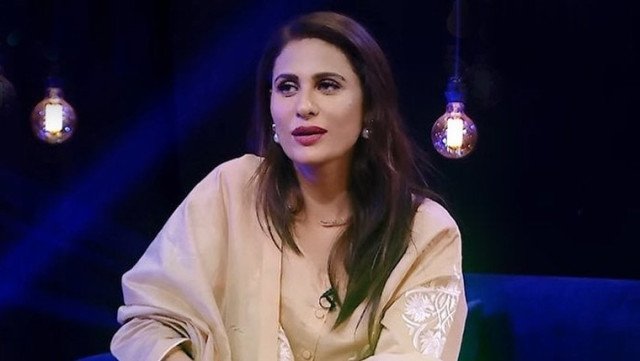 ذہنی تناﺅ کا شکار ہونے پر اسلامی تعلیمات سیکھنا شروع کیں‘ نوشین شاہ