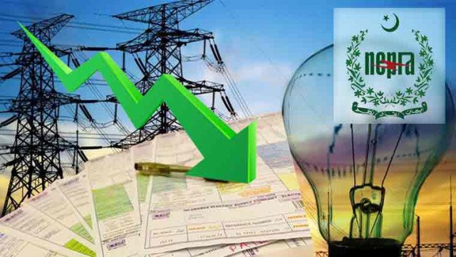بجلی صارفین کیلئے خوشخبری، فی یونٹ قیمتوں میں کمی کر دی گئی