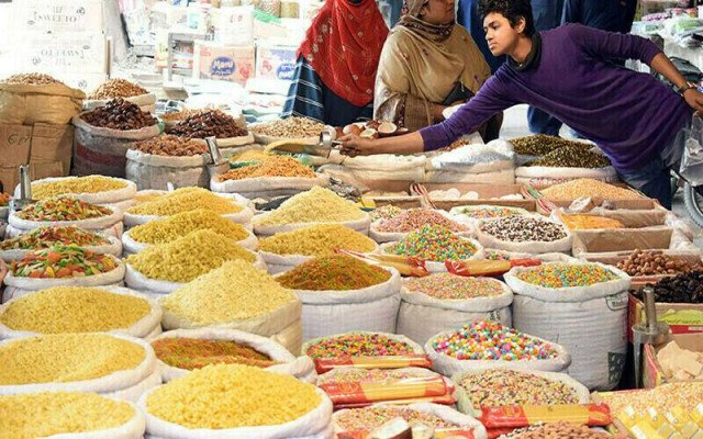 رمضان المبارک کے دوسرے عشرے میں بھی مہنگائی کا جن بے قابو ،شہری پریشان