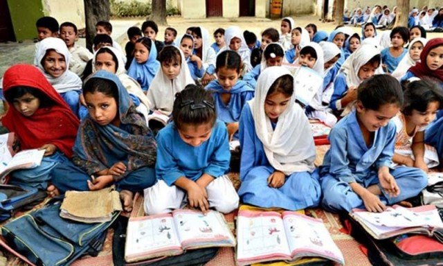 پاکستان میں سکولوں کی بندش، 4 کروڑ بچوں کی تعلیم متاثر ہونے کا خدشہ: یونیسیف